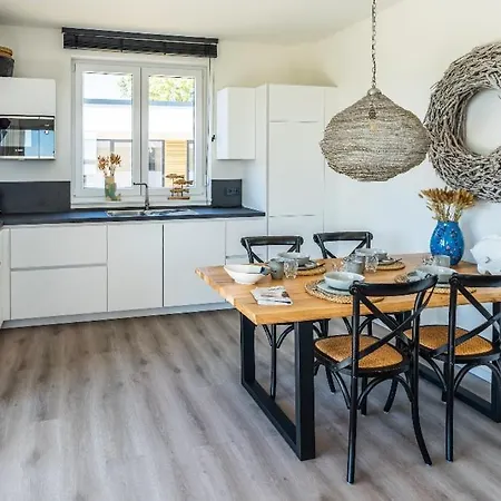 Hangar 19 Superior Mit Terrasse Und Garten H7w2 * 슈베린